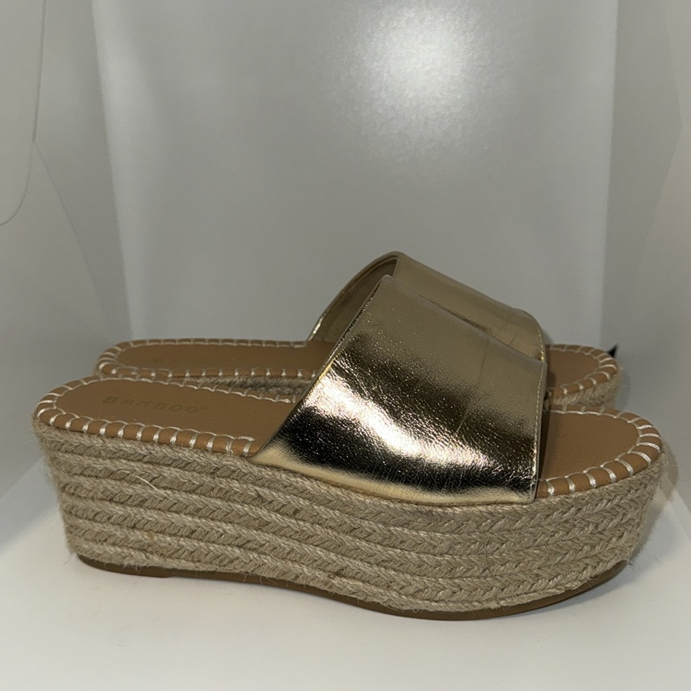 BAMBOO Gold Platform Sandals